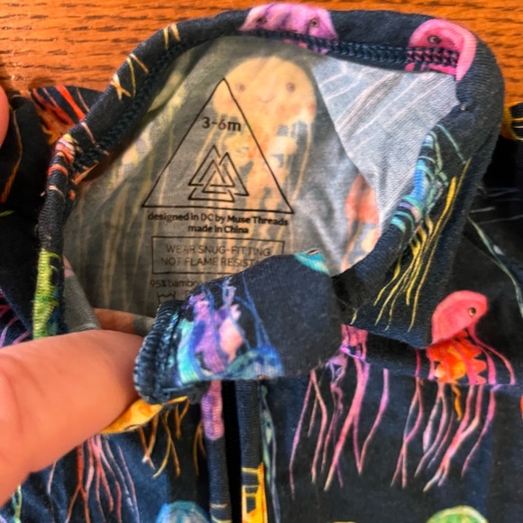 2 Colorful Jellyfish and Beige Kids One Piece Set - Picture 3 of 7